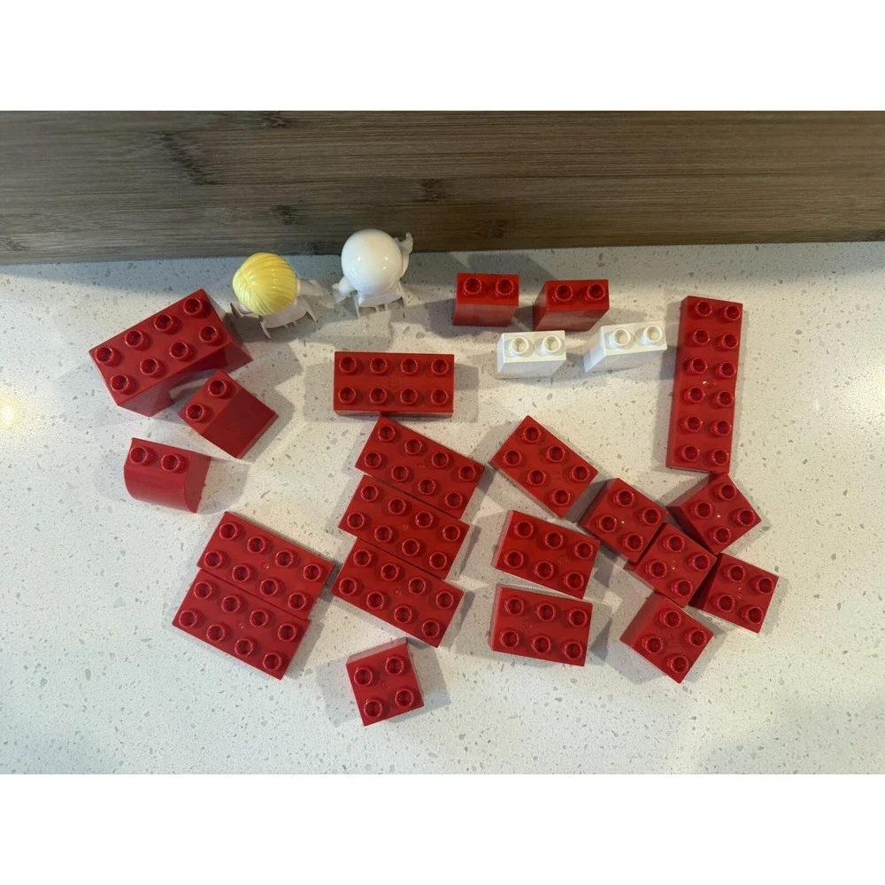 LEGO DUPLO SHUTTLE MISSION ASTRONAUTS 2.5